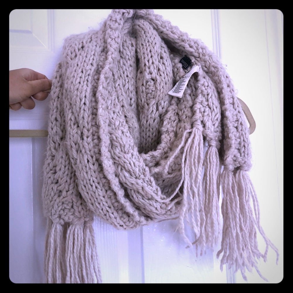 H&M Chunky Knit Scarf